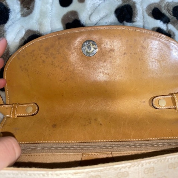 Gucci Vintage Bag - Picture 7 of 10